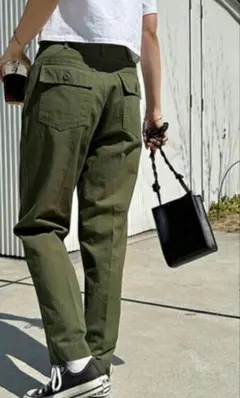 アンドミー ベイカーパンツ