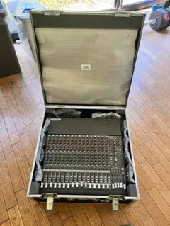 BEHRINGER パワードミキサー EUROPOWER PMP980S - メルカリ