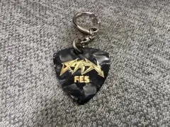 BABYMETAL メタラジ！FES ランダムピックキーホルダー 赤 - メルカリ