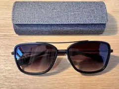 F-06M-9110 / ブラックマット×ブラックマット新品未使用サングラス