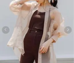 chico シアーブロッキングシャツ