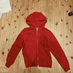 赤色ジップアップパーカー
