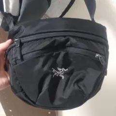 ♡ 【未使用級美品】アークテリクス　マカ2 楽天市場】ARCTERYX アークテリクス Maka2 ポシェットバッグ