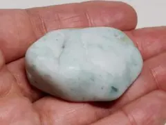 糸魚川257 翡翠 55g ヒスイ 原石 鑑賞石 自然石 誕生石 鉱物 鉱石