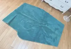ラグ カーペット 深緑色　イタリア製rug