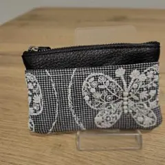 ミナペルホネン/フォレストウィンググレー/本革ブラックスマートキーコインカード入