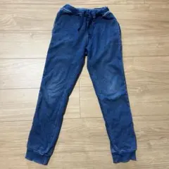 ダメージジーンズ風　ダークブルー スウェットパンツ　140