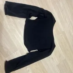ブラック トップス
