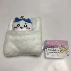 ちいかわ おふとんリールパスケース ホワイト