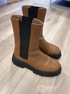 ZARA ザラ　本革　サイドゴアブーツ