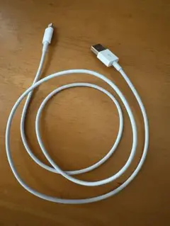 lightningケーブル USB