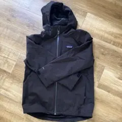 patagonia フード付きジャケット キッズM 黒