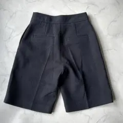 グリーンレーベルリラクシング ハーフタックパンツ キュロット 紺 綺麗め 春のサムネイル