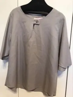 韓国　トップス