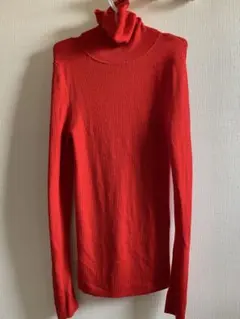 UNIQLO エクストラファインメリノリブタートルネックセーター長袖　赤