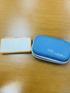 New 2DS LL ホワイト/オレンジ 本体 ケース付き