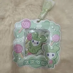 TWICE JEONGVELY キーホルダー グリーン