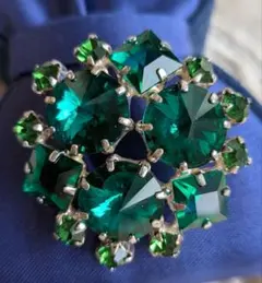 Item thumbnail for item ebeb3aaf-b35a-47e5-a653-abba656d0fad