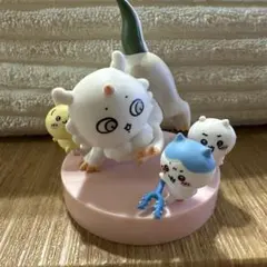 ちいかわ 討伐シーンフィギュア　あのこ　ガチャガチャ
