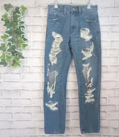 【セシルマクビー】レディース　ダメージジーンズ　スキニー　S　デニム