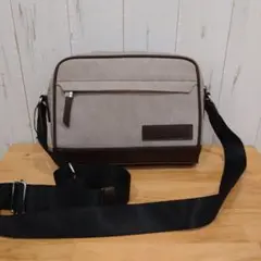ショルダーバッグ レザー