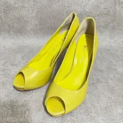 美品　DIANA ダイアナ　ハイヒールパンプス　エナメル　イエロー　24.5