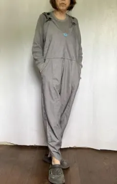 グレー サロペット ボタン付き