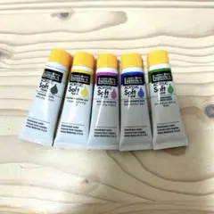 リキテックス　絵の具