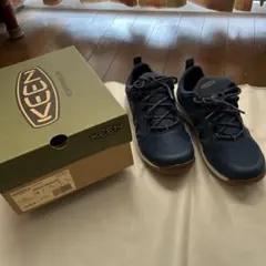KEEN アウトドア　トレッキングシューズ　24㌢ 色落ち着いた紺色