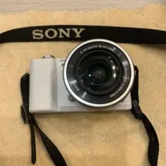美品】SONY α6000 SEL35F18付 シャッター4497回 - メルカリ