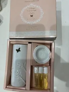 コンセントアロマディフューザーとオイルセット