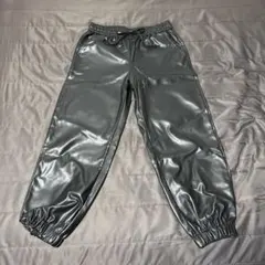 【美品】フェイクレザー ジョガーパンツ ブラック Lのサムネイル