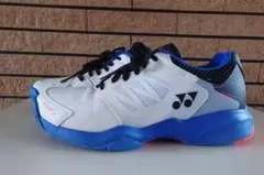 着用1回☆YONEX パワークッション 205 AC テニスシューズ 24cm