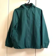新品未使用品　UVカットポケッタブルパーカ　グリーン　160