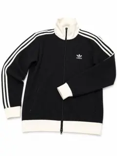 adidas トラックジャケット ブラック×ホワイト 人気デザイン