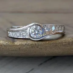 プラチナ900 ダイヤモンド ウェーブリング