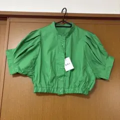 【新品タグ付き】GRL パフスリーブシャツ グリーン Fのサムネイル