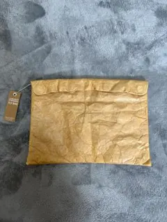 FLY BAG フライバッグ クラッチバッグ タイベック 茶