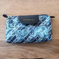 タイ航空ビジネスクラス　SIRIVANAVARI アメニティ