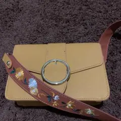 刺繍 ショルダーバッグ イエロー