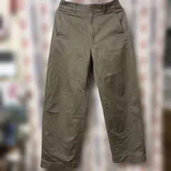 UNIQLO U カーキ チノパン ベルトループ付き