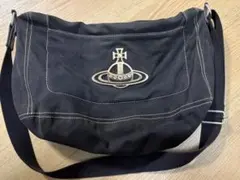 ヴィヴィアン・ウエストウッド　正規品　ショルダーバッグ　ブラック