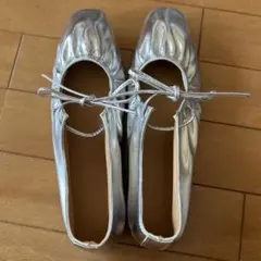 新品　キラキラ　シルバー　パンプス