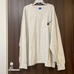 【新品未使用品】ディズニー　長袖　Tシャツ　薄手　大きいサイズ　4Ｌ　ミッキー