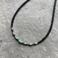 189 天然ターコイズとブラックオニキス　ナバホパールのオリジナルネックレス