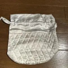 シルバー キルティング 巾着袋 ハンドメイド ホワイト ポーチ