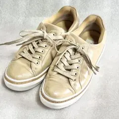 Item thumbnail for item badd9a36-881a-4d3c-9e70-dcdaad046c8e