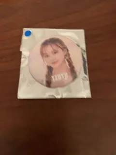 TWICE 缶バッジ ツウィ