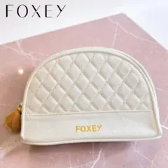 新品級✨FOXEY フォクシー ノベルティ プロバンス ポーチ ホワイトのサムネイル
