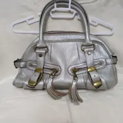 TOFF&LOADSTONE ハンドバッグ メタリックシルバー タッセル付きのサムネイル